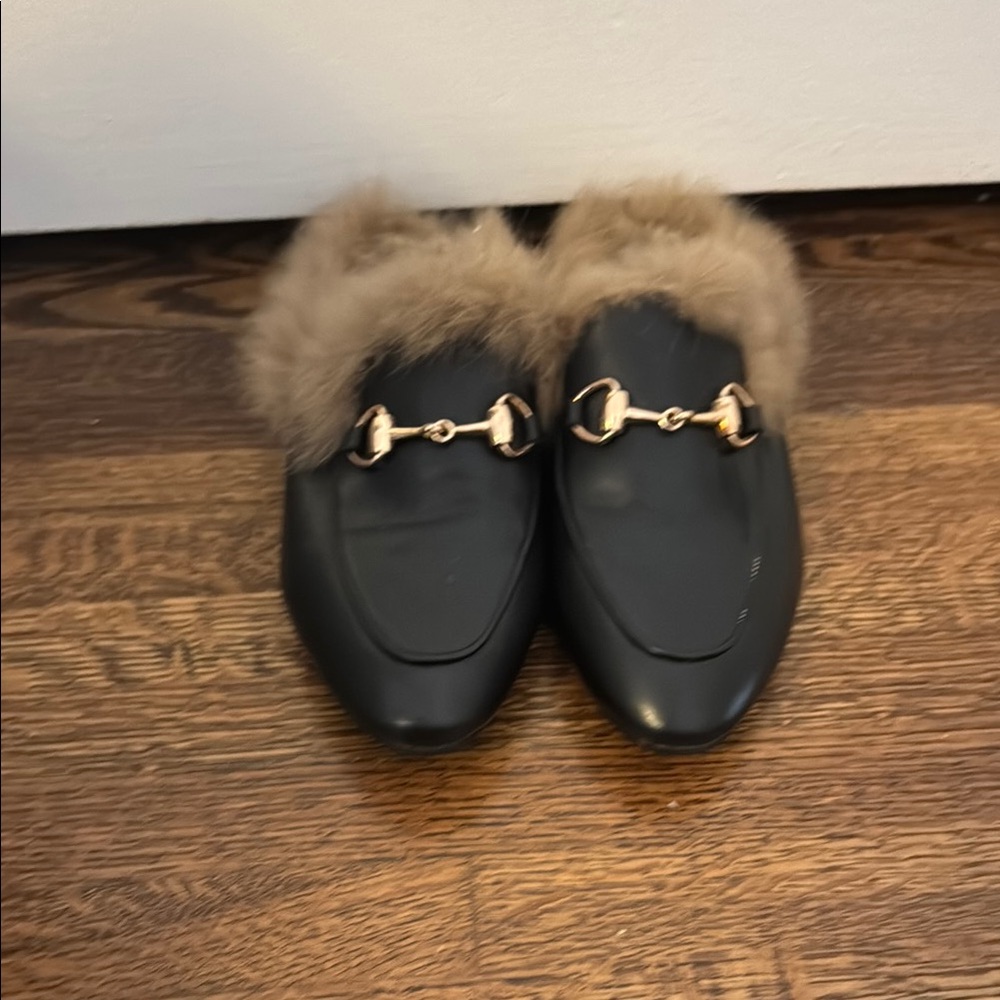 Black Leather Fur-Trimmed Loafers with Gold Accent
